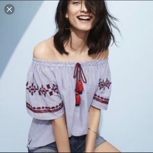 LOFT🤩Off the Shoulder Top